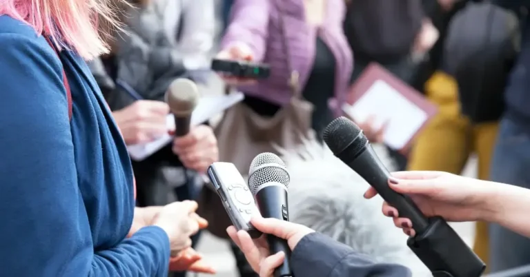 jupdlc-relations-presse-pratiques-esupcom